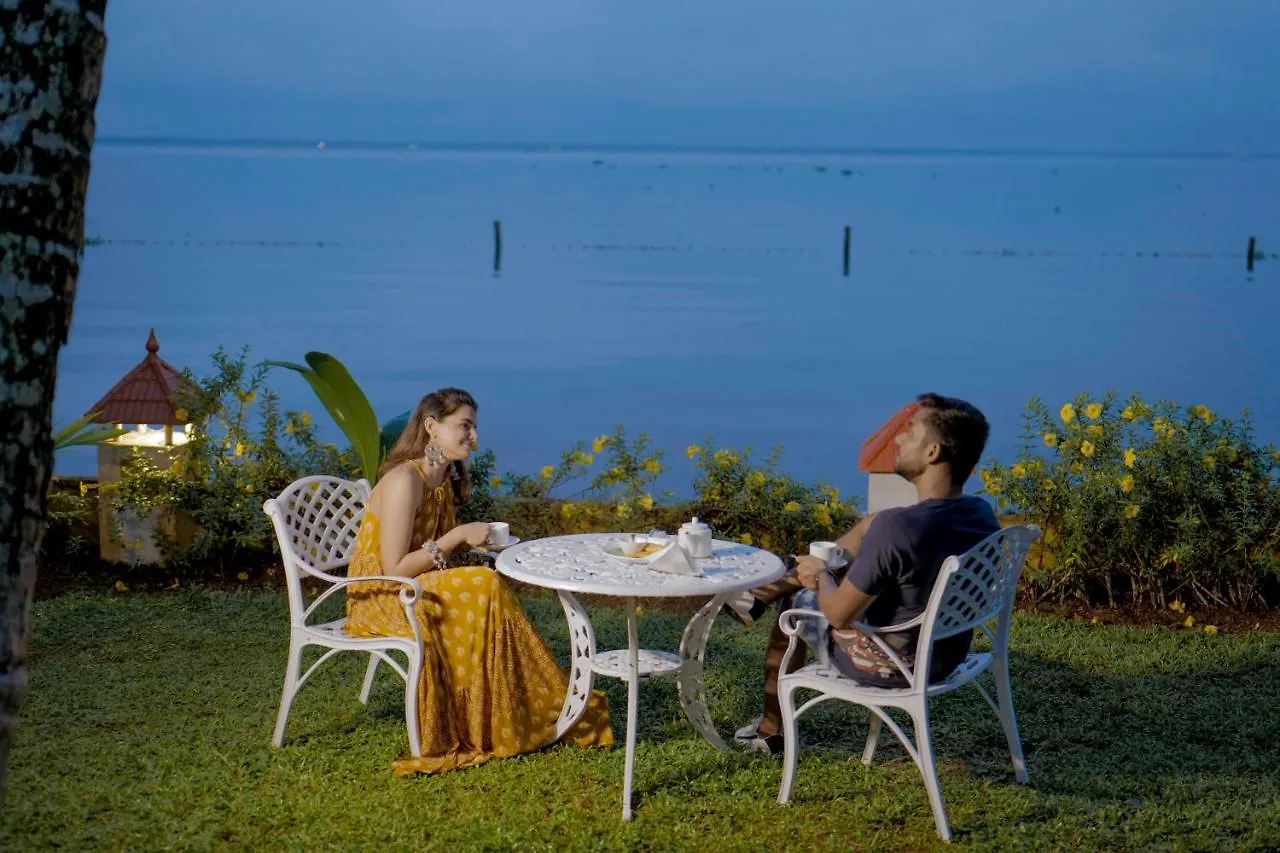 The World Backwaters, Alleppey Kumarakom Resort